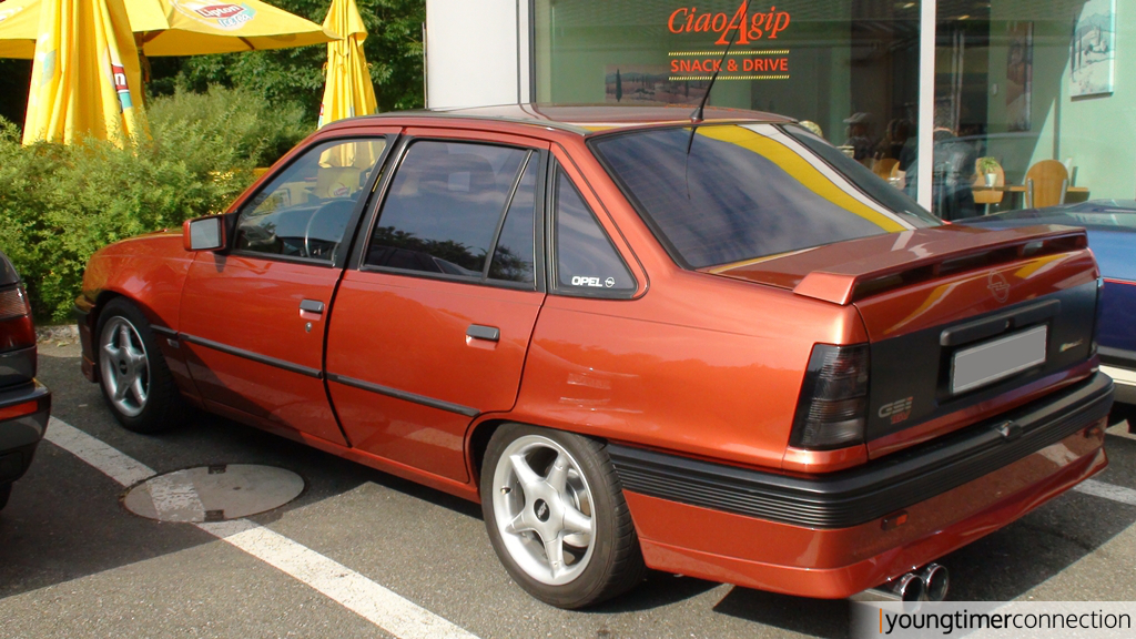 Opel Kadett GSi als Stufenheck (!) (Baujahr 1988)